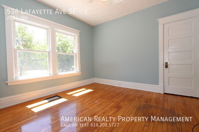 Building Photo - 536 Lafayette Ave SE
