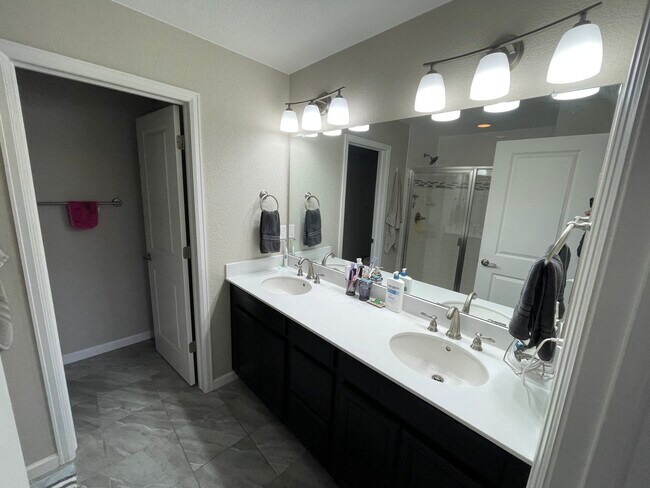 Building Photo - 1314 Promontory Crest View