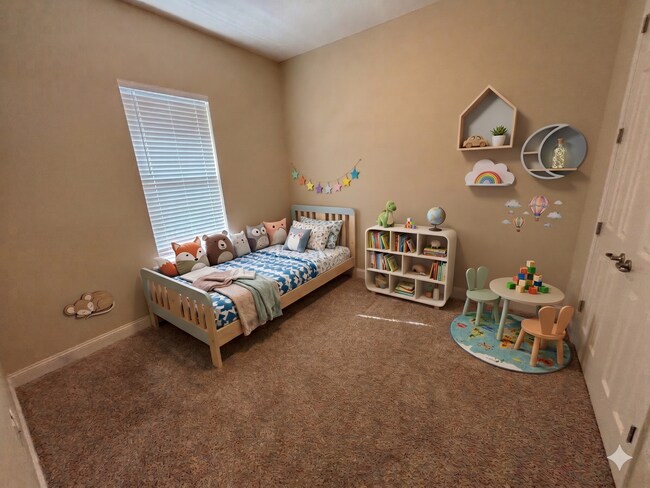Building Photo - Spacious 4BR/3BA Home with 3-Car Garage, Bonus Office & Covered Patio in St Johns!