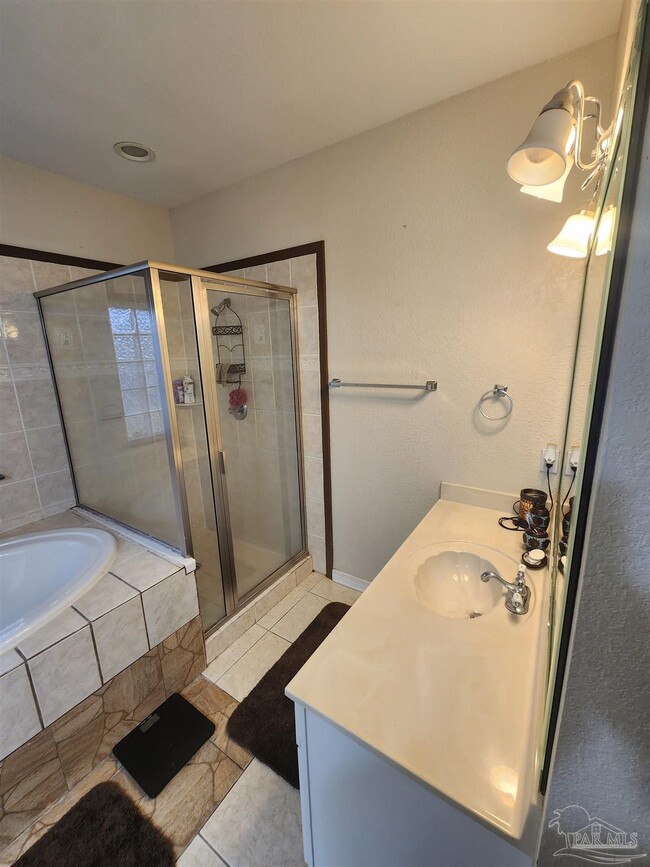 Building Photo - 1265 Mazurek Blvd