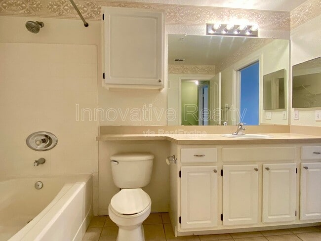 Building Photo - 1608 Legacy Park Dr