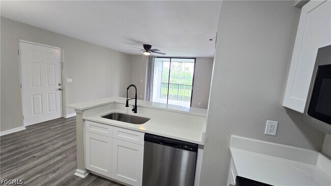 Building Photo - 13545 Eagle Ridge Dr