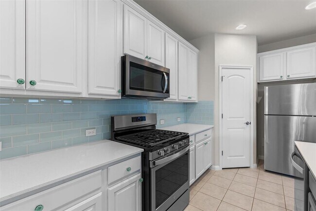 Building Photo - 108 Calhoun Ln
