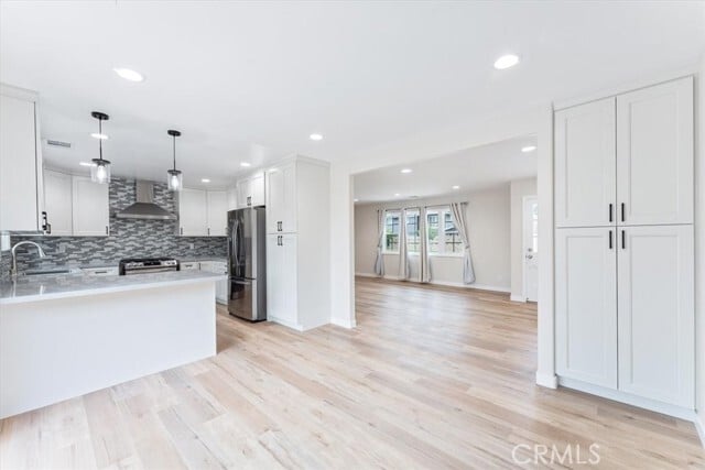 Building Photo - 16121 Fantasia Ln