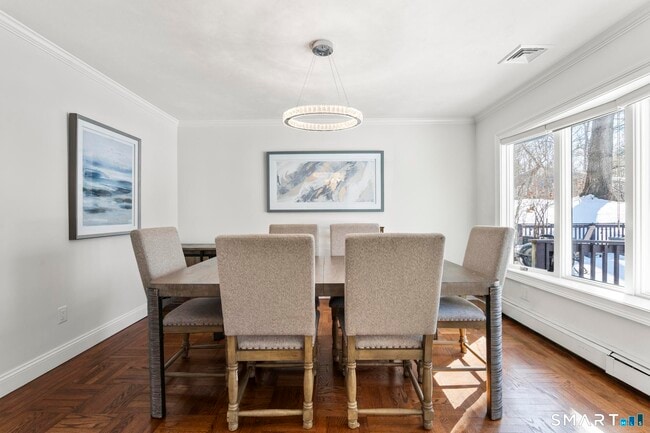 Building Photo - 153 Fillow St