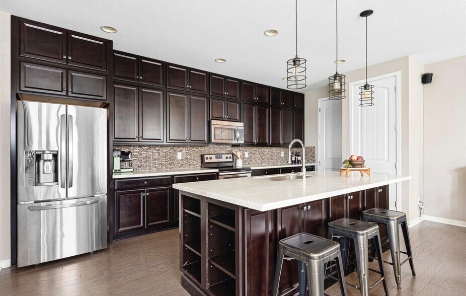 Building Photo - 9977 Hough Pt