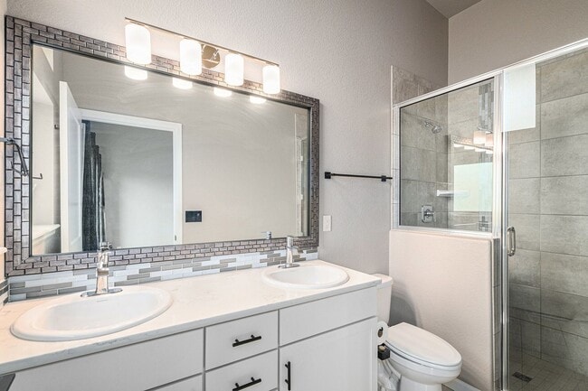 Building Photo - Creekside Townhome with Balconies on Every...