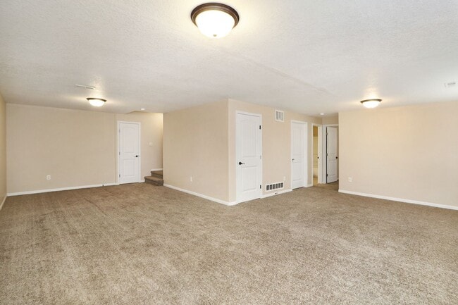 Building Photo - Beautifully Redone 2 Story Home!