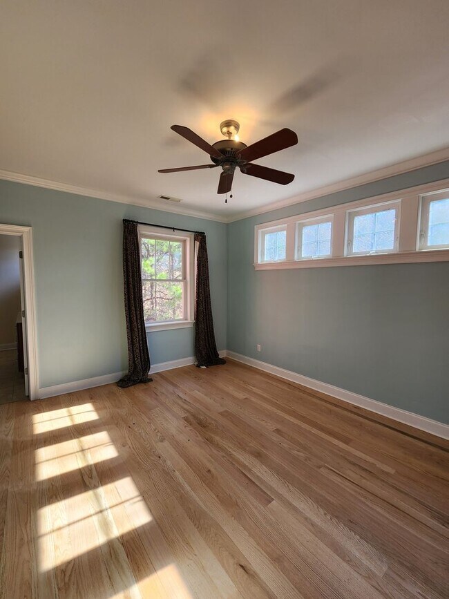 Building Photo - Black Mountain Rental-Mountain Views