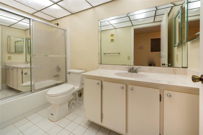 Building Photo - 9522 N Belfort Cir
