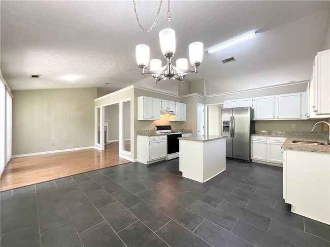 Building Photo - 3070 Bugle Dr