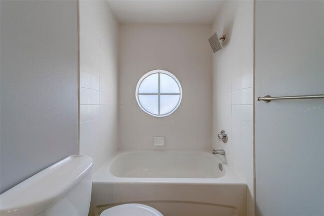 Building Photo - 270 Valencia Cir