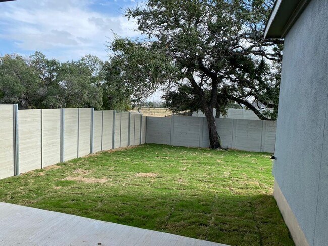 Building Photo - 153 Cherry Ridge Rd