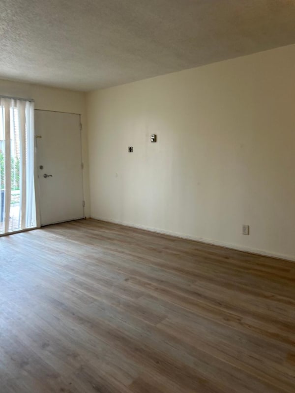 Building Photo - 2601 N Kentucky Ave