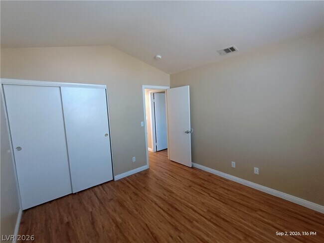 Building Photo - 3409 Edenville Dr