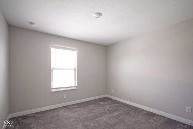 Building Photo - 8239 Bostic Dr