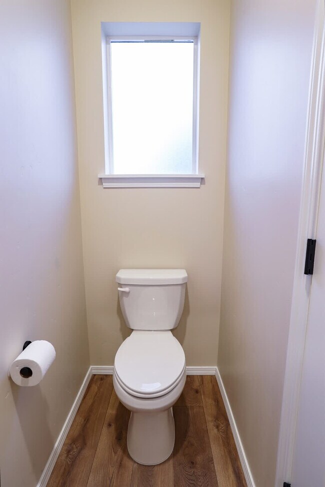 Building Photo - 609 N Kimball Ave