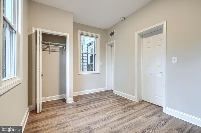 Building Photo - 8611 Flower Ave