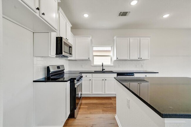 Building Photo - 1109 Ibis Falls Loop