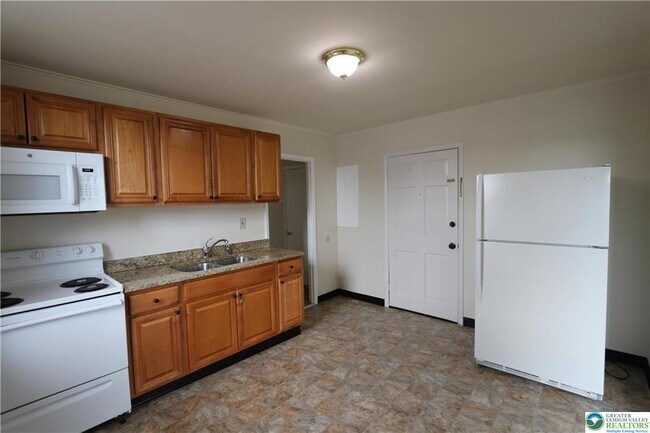 Building Photo - 504 Pennsylvania Ave