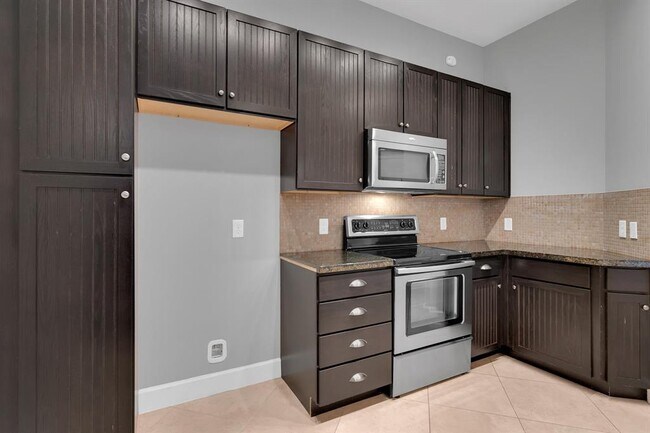 Building Photo - 17040 W Farm To Market 1097