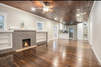 Building Photo - 7449 Walker St