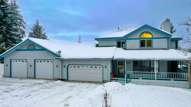 Building Photo - Two Story home with Finished basement- Hayden