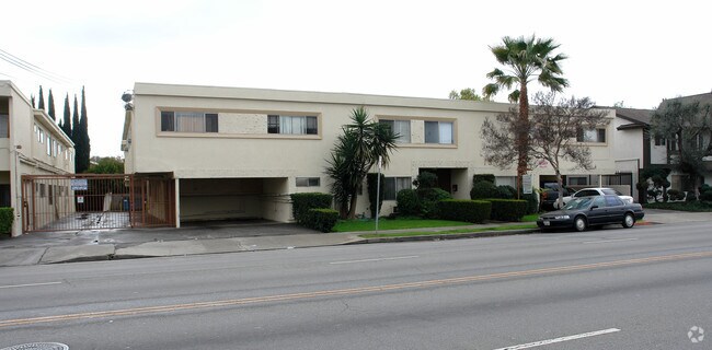 Building Photo - 15436 Vanowen St.