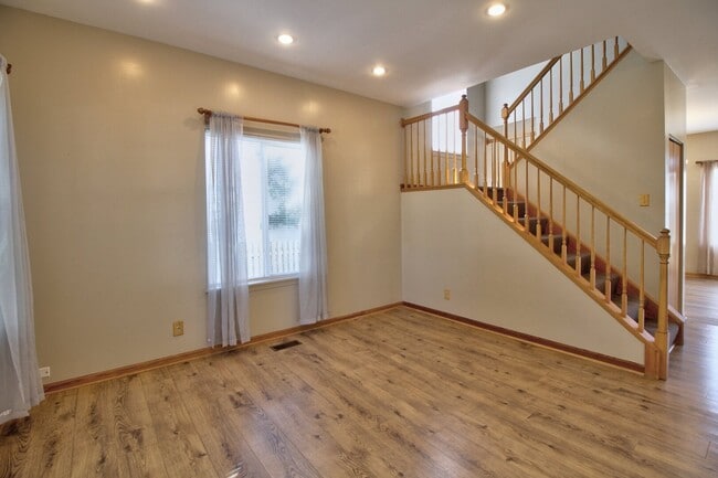 Building Photo - 21209 Duncan Ct