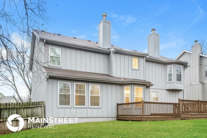 Building Photo - 8240 Bell Rd