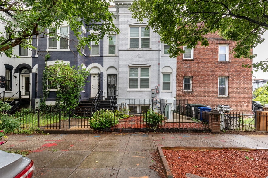 Building Photo - 84 Q St NW