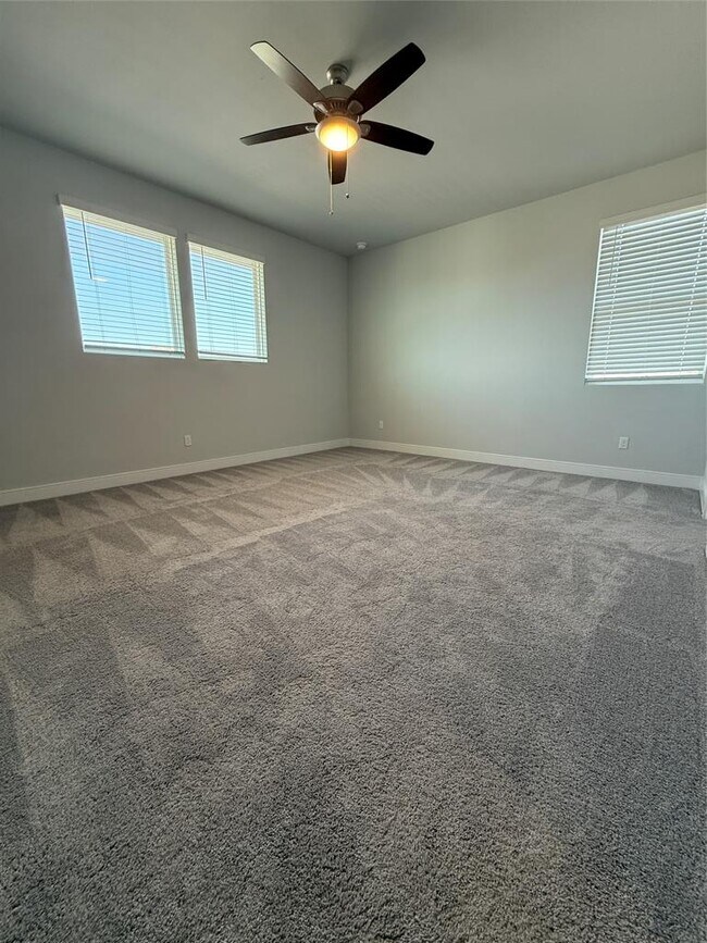 Building Photo - 2200 Grenache Dr