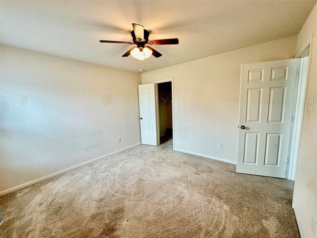 Building Photo - 18622 Each Elm Way