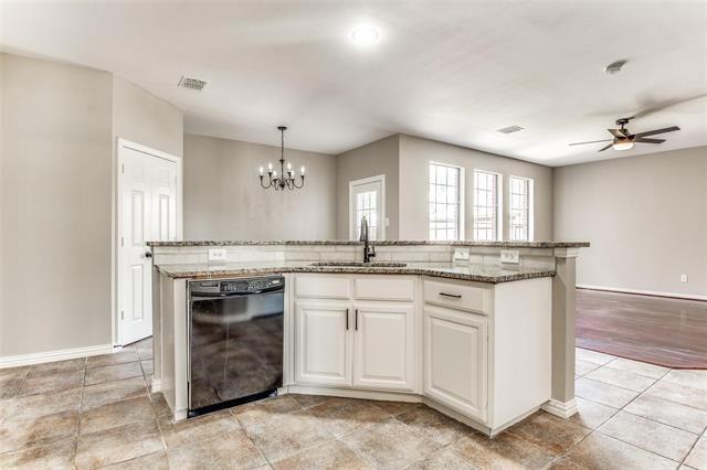 Building Photo - 15704 Grove Crest Dr