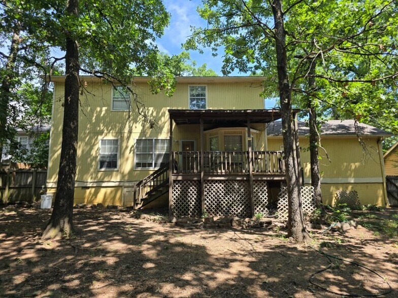 Building Photo - 23 Vantage Dr