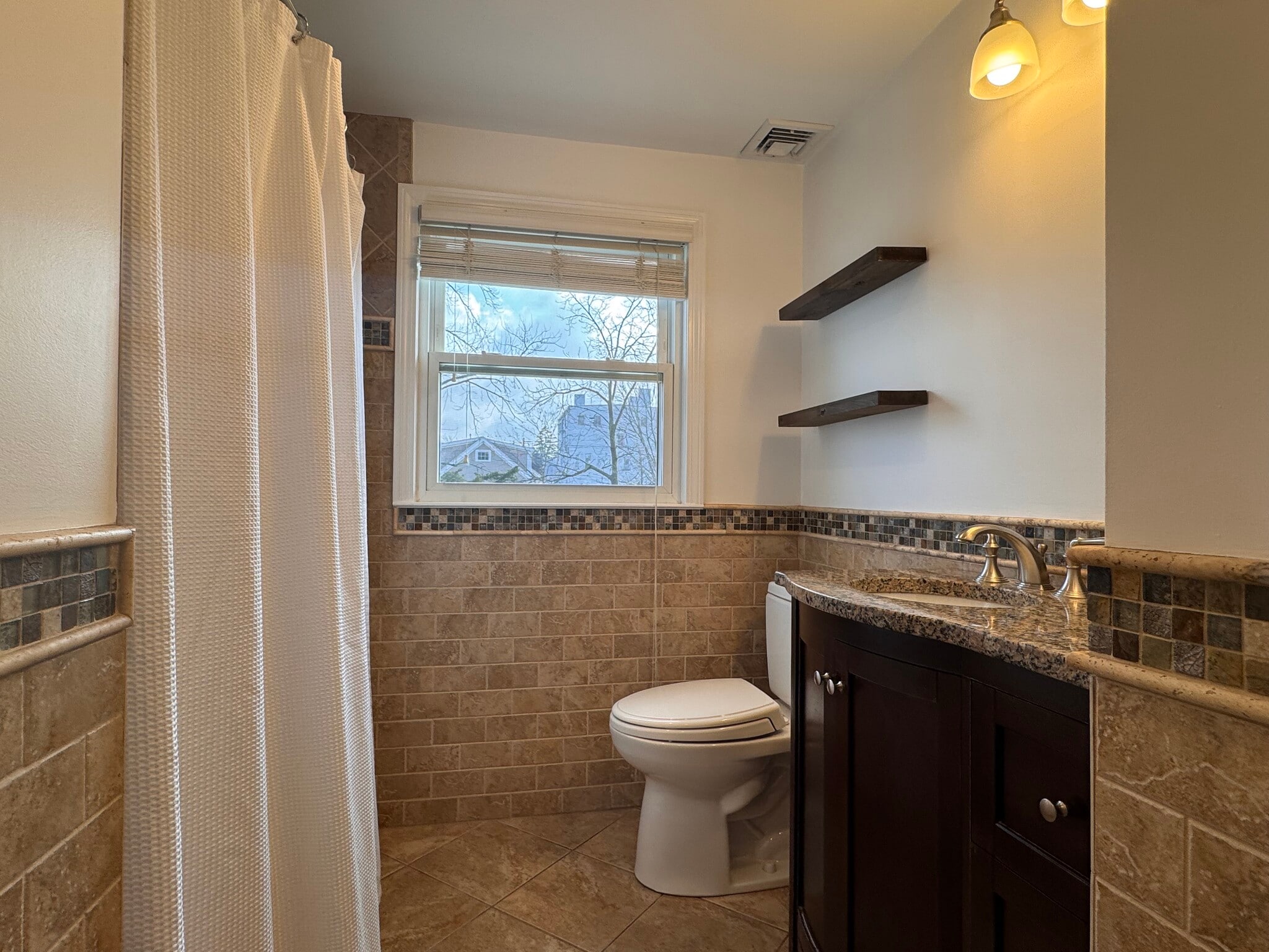 Building Photo - 34 Braman St