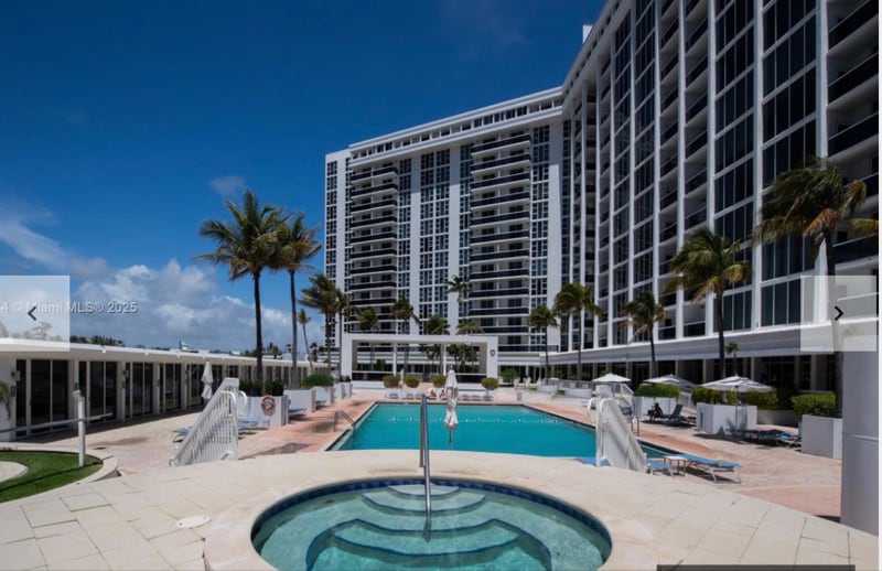 Building Photo - 10275 Collins Ave