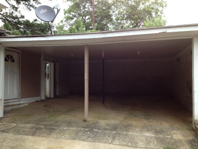 Building Photo - 401 Williamson Ave