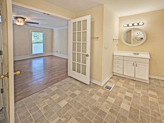 Building Photo - COMING: Spacious East Cobb Cape Cod with Main-Level Primary Suite & 3-Car Garage