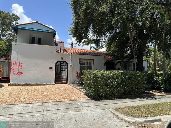 Primary Photo - 7534 NE 6th Ct