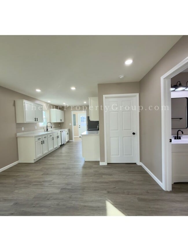 Building Photo - BRAND NEW 3-Bed, 2-Bath Home!