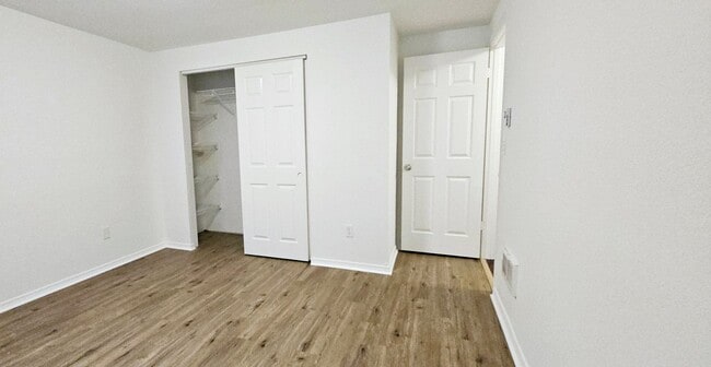 Building Photo - Beautiful 5- bedroom home near TCC APPLICATION PENDING