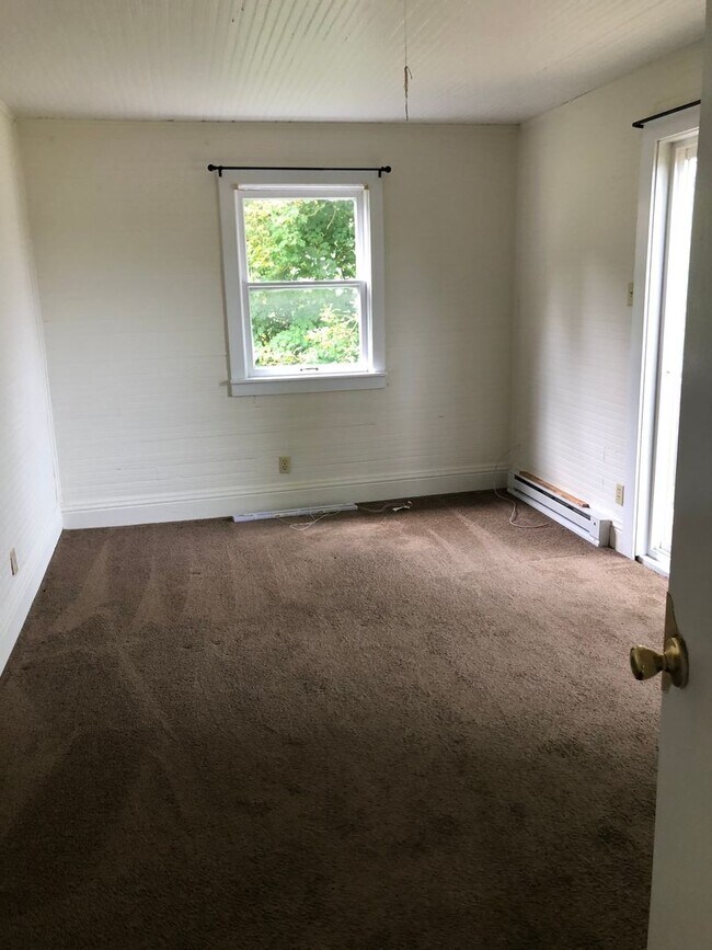 Building Photo - 1213 N Washington St