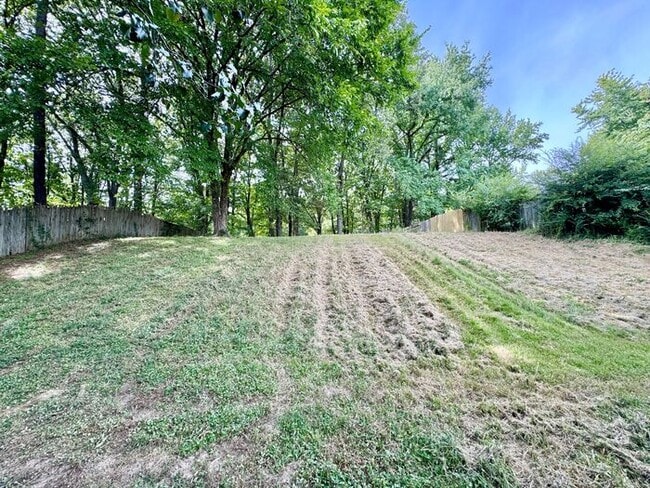 Building Photo - 3755 Schanna Dr