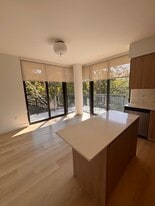 Building Photo - 2596 NE 182nd Ter