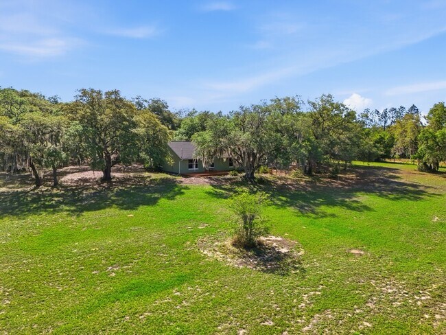 Building Photo - 13205 Mountain View