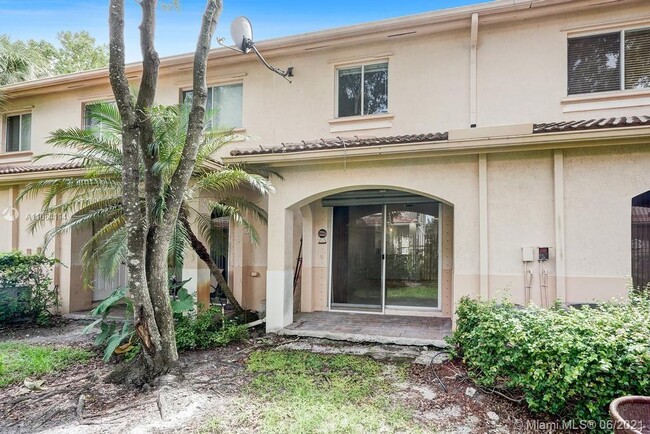 Building Photo - 2613 SW 83rd Terrace