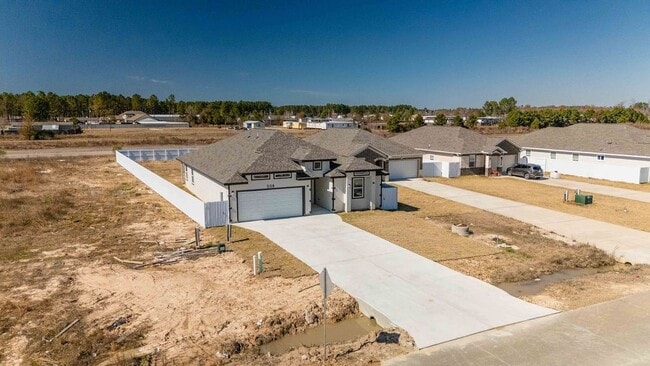Building Photo - 208 Rd 5714