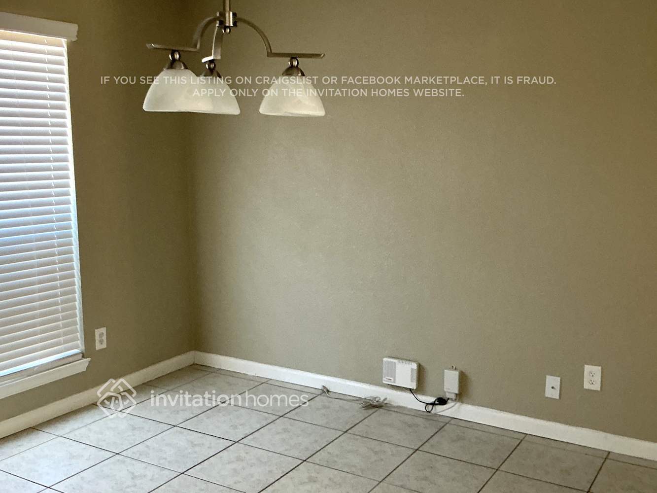 Building Photo - 8618 Fairfax Ave