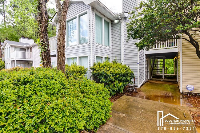 Building Photo - 1808 Augusta Dr
